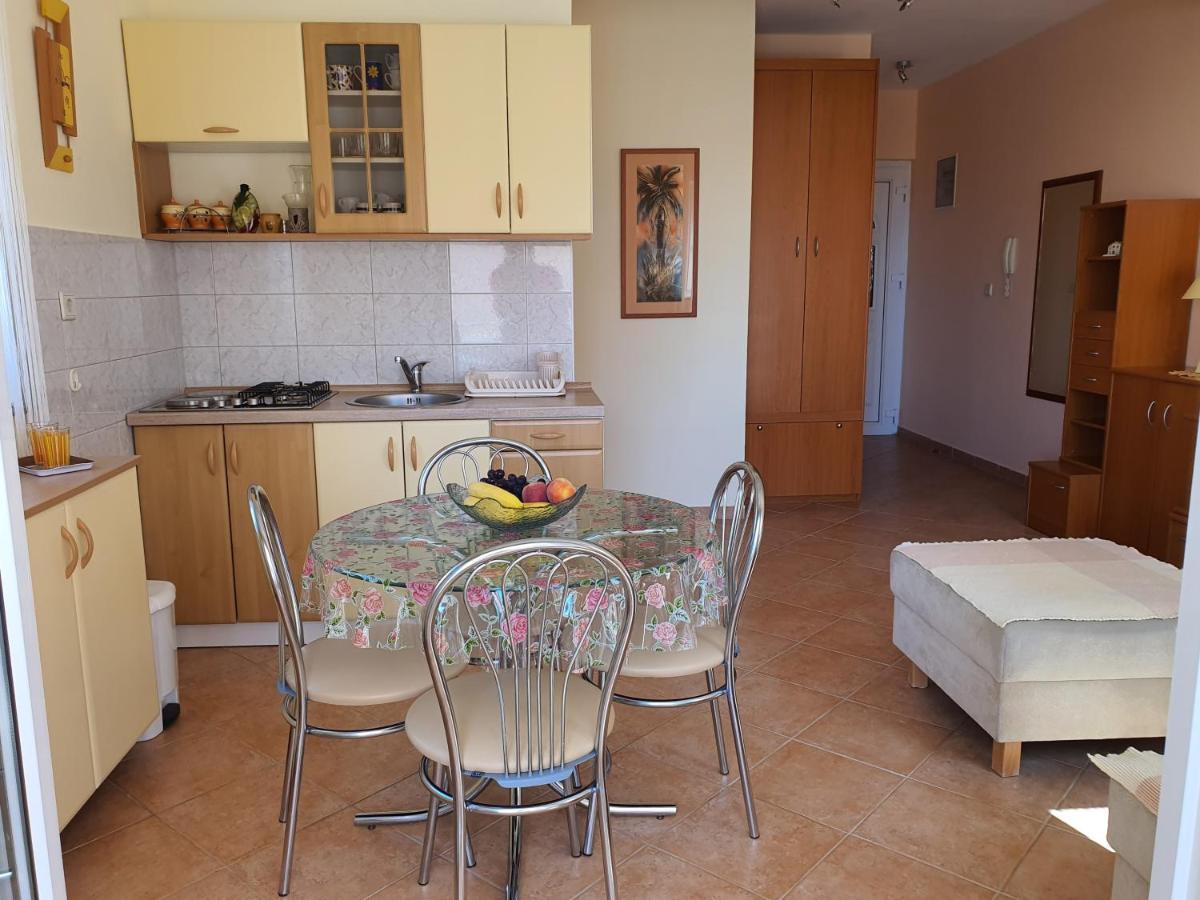 Apartments Coral Novalja Zewnętrze zdjęcie